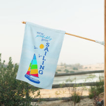 明るい色の帆船に出航したかもしれない