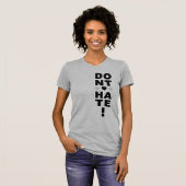 明るい色を嫌いにしない Tシャツ (正面フル)