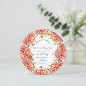 明るい花模様ピンクミックスウォーター結婚カラーの円 招待状 (スタンド正面)