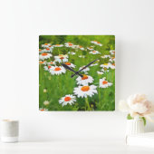 明るい芸術的と白カラフルいガーデンデイジー スクエア壁時計 (ホーム)