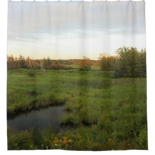 明るい草原 シャワーカーテン (正面)