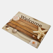 "明るい貝殻"のビーチのドア・マット ドアマット (アングル)