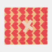 明るい赤いハートパターン フリースブランケット (正面(横))