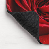 明るい赤いバラの終わり マウスパッド (コーナー)