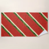 明るい赤い水の色スイカビーチタオル ビーチタオル (正面)