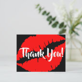 明るい赤の口紅の大きなキス黒ありがとう ポストカード (スタンド正面)