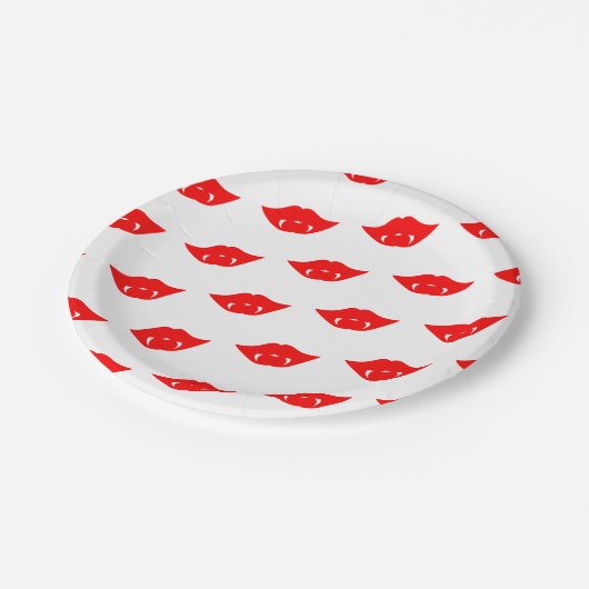 明るい赤の吸血鬼の唇 ペーパープレート (アングル)