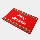 明るい赤の国のクリスマス様式 ドアマット (アングル)
