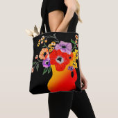 明るい赤の花瓶 トートバッグ (クローズアップ)