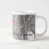 明るい赤の(鳥)ショウジョウコウカンチョウ鳥 ジャンボコーヒーマグカップ (右)