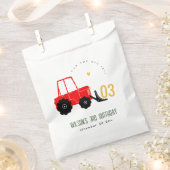 明るい赤イエローディガーキッズ任意の年齢誕生日 フェイバーバッグ (クリップ留めされた状態)