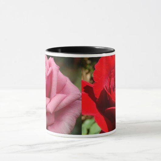 明るい赤バラ花美しいフローラ マグカップ (中央)