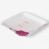 明るい赤紫色とホワイトフローラ結婚ズ ペーパープレート (傾斜あり)