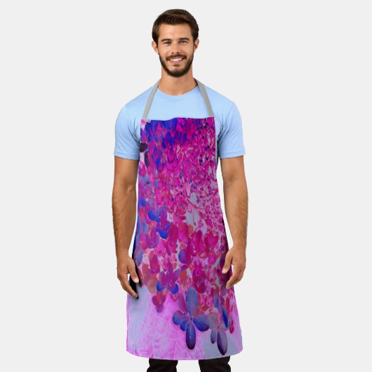 明るい赤紫色エレガントとダークブルーライムライトアジサイ エプロン (着用した状態)