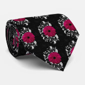 明るい赤紫色スクロールガーベラデイジー(白黒) ネクタイ (ロール)
