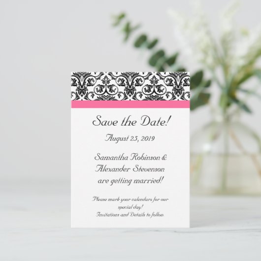 明るい赤紫色ビクトリアンピンクホワイトダマスク日付を保存 案内ポストカード (スタンド正面)