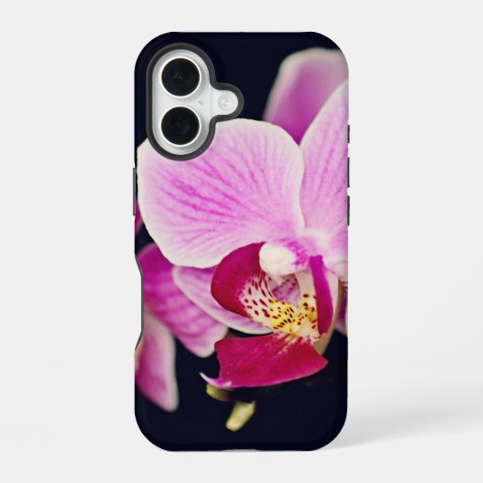 明るい赤紫色ピンクオーキッド iPhone 16ケース (裏面)
