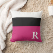 明るい赤紫色ピンクブラック&ホワイトカラーブロックモノグラム クッション (ブランケット)