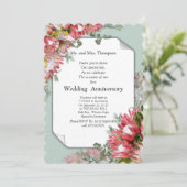 明るい赤紫色プロテアフラワーブケッツ記念日 招待状 (スタンド正面)