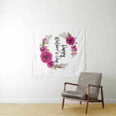 明るい赤紫色ポピーフローラリースハッピーマザーズデイ タペストリー (インサイチュ(横))