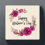 明るい赤紫色ポピーフローラリースハッピーマザーズデイ フォトプラーク<br><div class="desc">円形のフローラリースにかわいらし明るい赤紫色ピンクポピーと装飾的なスパ葉グとでデザインされた写真のプラーク。かわいい書トレンディーフォントの中にハッピーマザーの日。かわいらしエレガントは水色を使用して作成されたデジタルイメ絵を描ージ。</div>
