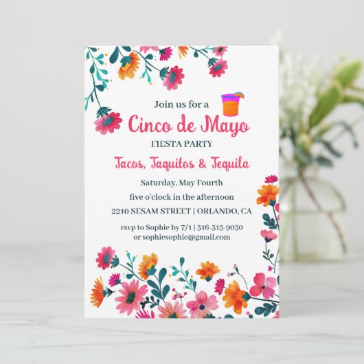 明るい赤紫色メキシカンフラワーズシンコデマヨフィエスタ 招待状 (スタンド正面)