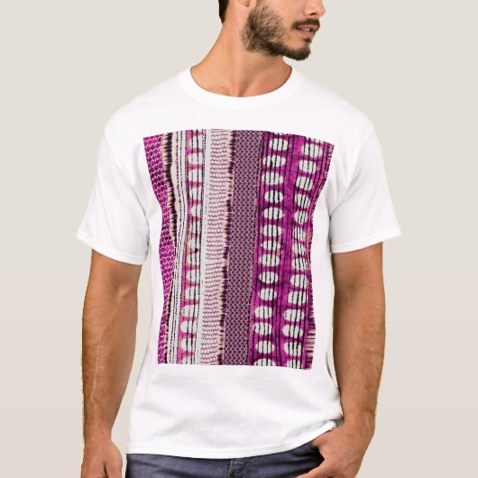 明るい赤紫色民族縁ど抽象芸術 Tシャツ (正面)