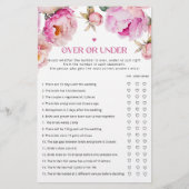 明るい赤紫色花びらの上または下のブライダルシャワーゲーム (正面)