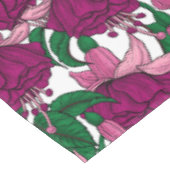 明るい赤紫色 テーブルクロス (アングル)