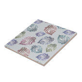 明るい離れグレーの背景に開いた作業の タイル (側面)