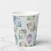 明るい離れグレーの背景に開いた作業の 紙コップ (裏面)