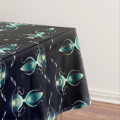 明るい青い宝石の上品な白熱［赤熱］光を放つ外観 テーブルクロス (インサイチュ)