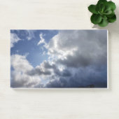 明るい青お洒落いコーニッシュ空のふわふわした雲 ポストイット (オフィス)