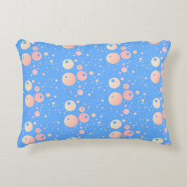 明るい青のピンクのドットのパターン アクセントクッション