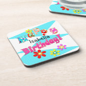 明るい青の白いピンクの子供たちおもしろいの花の漫画のビ コースター (左側)