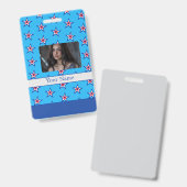 明るい青の赤と白の星のパターンバッジ バッジ (正面＆裏面)