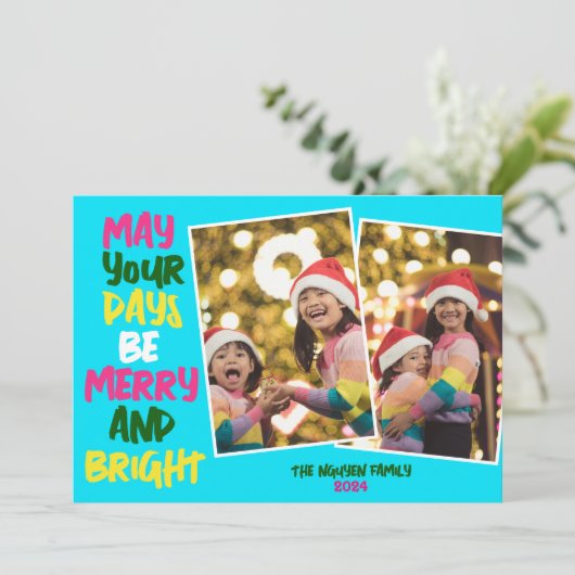 明るい青メリークリスマスツーフォトコラージュ シーズンカード (スタンド正面)