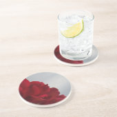 明るい青空に赤いバラ コースター (側面)