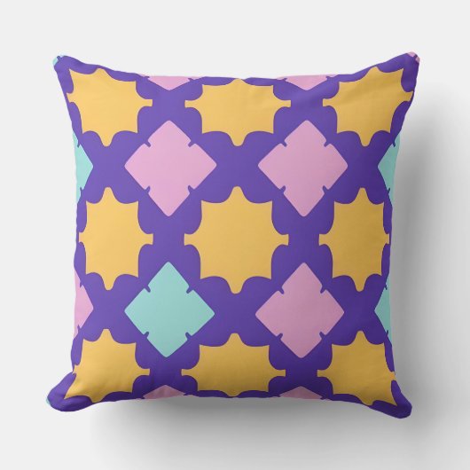 明るい鮮やか色の幾何学的パターン クッション (正面)