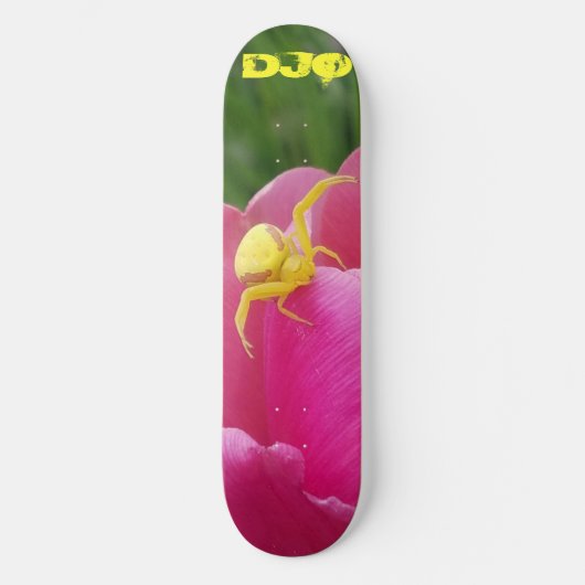 明るい黄色のカニのスパイダーピンクの花のイニシャル スケートボード (正面)