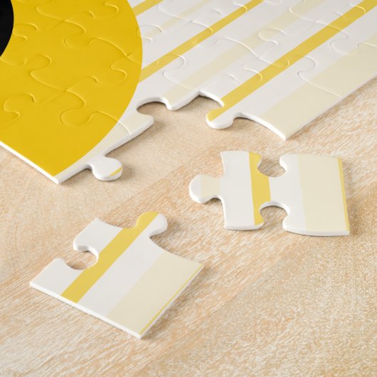 明るい黄色のストライブ柄の顔 ジグソーパズル (側面)