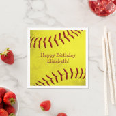 明るい黄色のソフトボールをテーマにした女子スポーツパーティー スタンダードカクテルナプキン (インサイチュ)