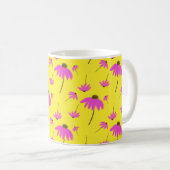 明るい黄色のマグカップとピンクの花 コーヒーマグカップ (正面右)