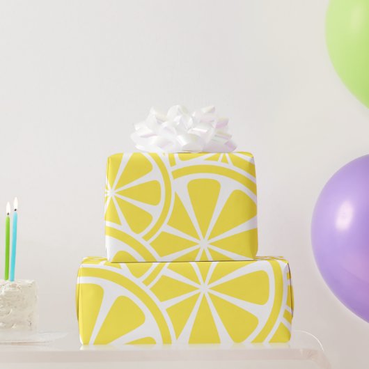 明るい黄色のレモンスライスパターモダンン ラッピングペーパー (パーティーギフト)