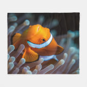 明るい黄色の海の魚の水中画像 フリースブランケット (正面(横))