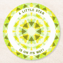 明るい黄色の緑の星のジェンダーが赤ちゃんのシャワーを明らかにする