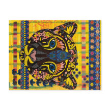 明るい黄色の背景のポストカードにクーガー