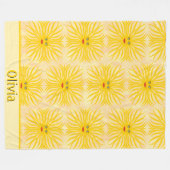 明るい黄色の赤い太陽顔キッズパターン フリースブランケット (正面(横))