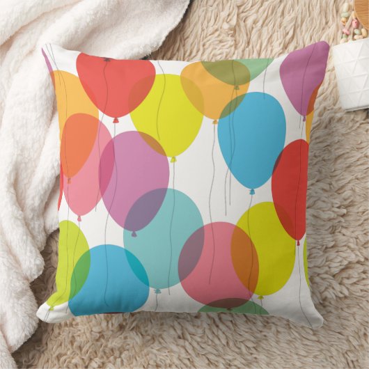 明るくカラフルな誕生日は枕を風船のようにふくらませます クッション (ブランケット)