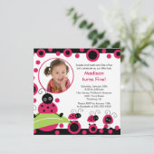明るく及びはっきりしたなてんとう虫の写真の誕生日の招待状 招待状 (スタンド正面)